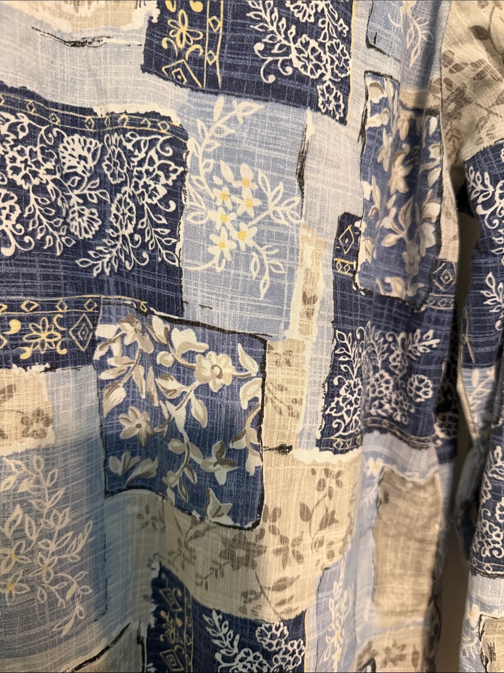 Tapestry Floral Patchwork Button-Up Shirt in Blue and White Cottagecore - Picture 5 of 7